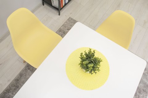 Krzesło OSAKA kremowe / nogi naturalne x 1 Krzesło OSAKA kremowe / nogi naturalne x 1