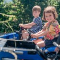 FALK Traktor na Pedały New Holland Duży z Przyczepką od 3 lat FALK Traktor na Pedały New Holland Duży z Przyczepką od 3 lat