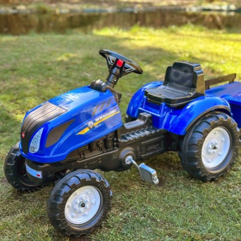 FALK Traktor na Pedały New Holland Duży z Przyczepką + Otwierana Maska od 2 lat FALK Traktor na Pedały New Holland Duży z Przyczepką + Otwierana Maska od 2 lat