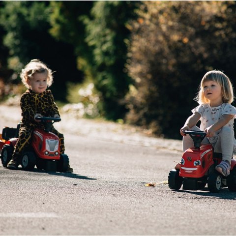 FALK Traktorek Baby Mac Cormick Czerwony z Przyczepką + akc. od 1 roku FALK Traktorek Baby Mac Cormick Czerwony z Przyczepką + akc. od 1 roku