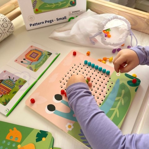 TOOKY TOY Układanka z Pinezkami Kołki Wpinaczka TOOKY TOY Układanka z Pinezkami Kołki Wpinaczka