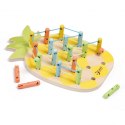 CLASSIC WORLD Wooden Threader Pineapple Pegs 21 pcs. CLASSIC WORLD Wooden Threader Pineapple Pegs 21 pcs.
