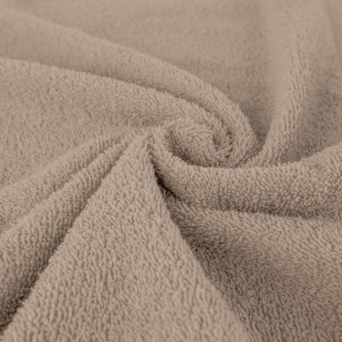 Ręcznik D Bawełna 100% Solano Beż + Czarny (P) 2x50x90+2x70x140 kpl. Ręcznik D Bawełna 100% Solano Beż + Czarny (P) 2x50x90+2x70x140 kpl.
