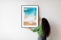 Plakat Wieloczęściowy Turkusowa Fala Morska I Tropikalna Piaszczysta Plaża Rama Aluminiowa Kolor Czarny