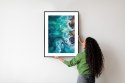 Plakat Wieloczęściowy Turkusowe Fale Oceanu Rozbijające Się O Skały Rama Aluminiowa Kolor Czarny