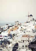 Plakat Wieloczęściowy Widok Na Miasteczko Oia Na Santorini Rama Drewniana Z Passe-Partout Kolor Naturalny